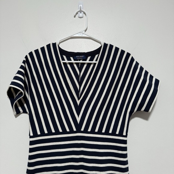 Saint James Menerbes Breton Navy Striped V-Neck Dress Size 4 - Picture 4 of 11